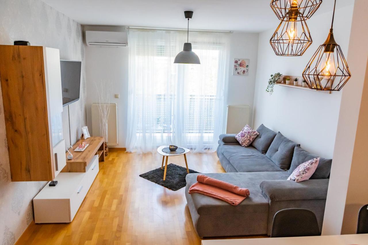 Apartamento Brand New - Selfcheckins 24 - Zagreb - Garage - Loggia - New - Luxury Exterior foto
