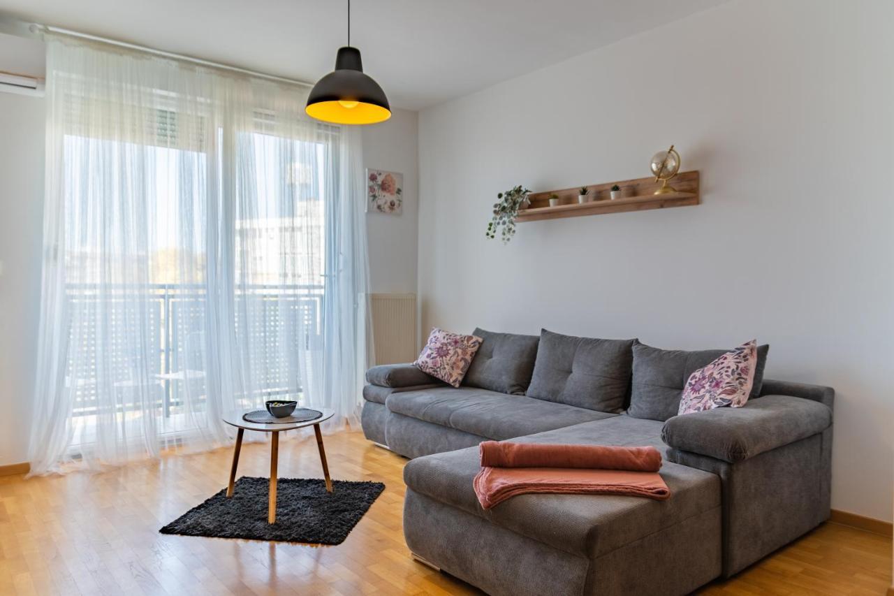 Apartamento Brand New - Selfcheckins 24 - Zagreb - Garage - Loggia - New - Luxury Exterior foto